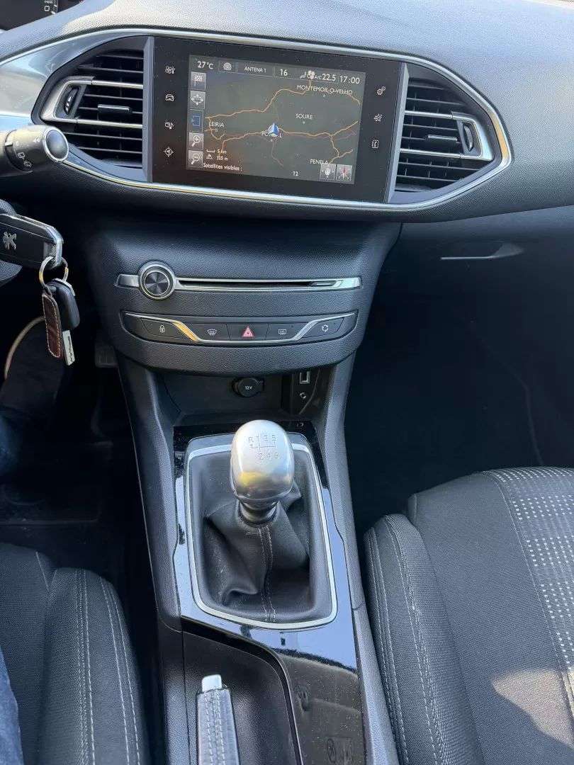 peugeot-308-sw-2015-diesel-1560cc