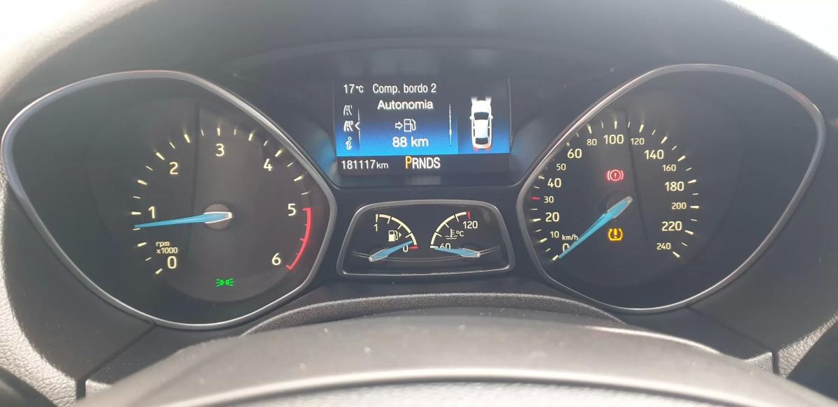 ford-focus-sw-2015-diesel-1499cc