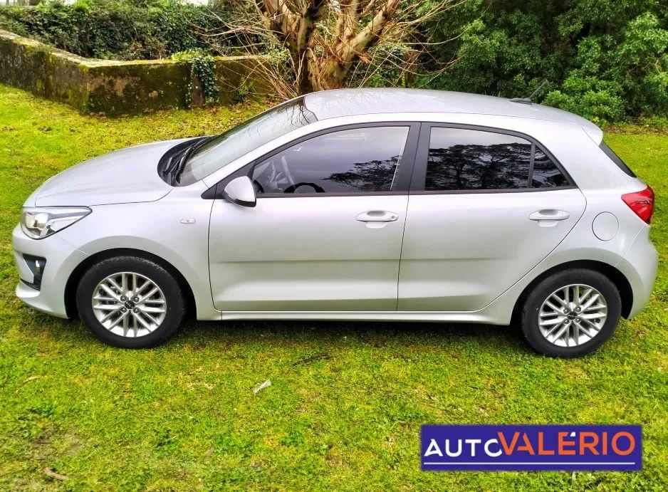 kia-rio-2021-gasolina-1197cc