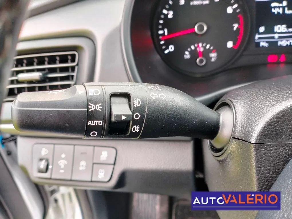 kia-rio-2021-gasolina-1197cc