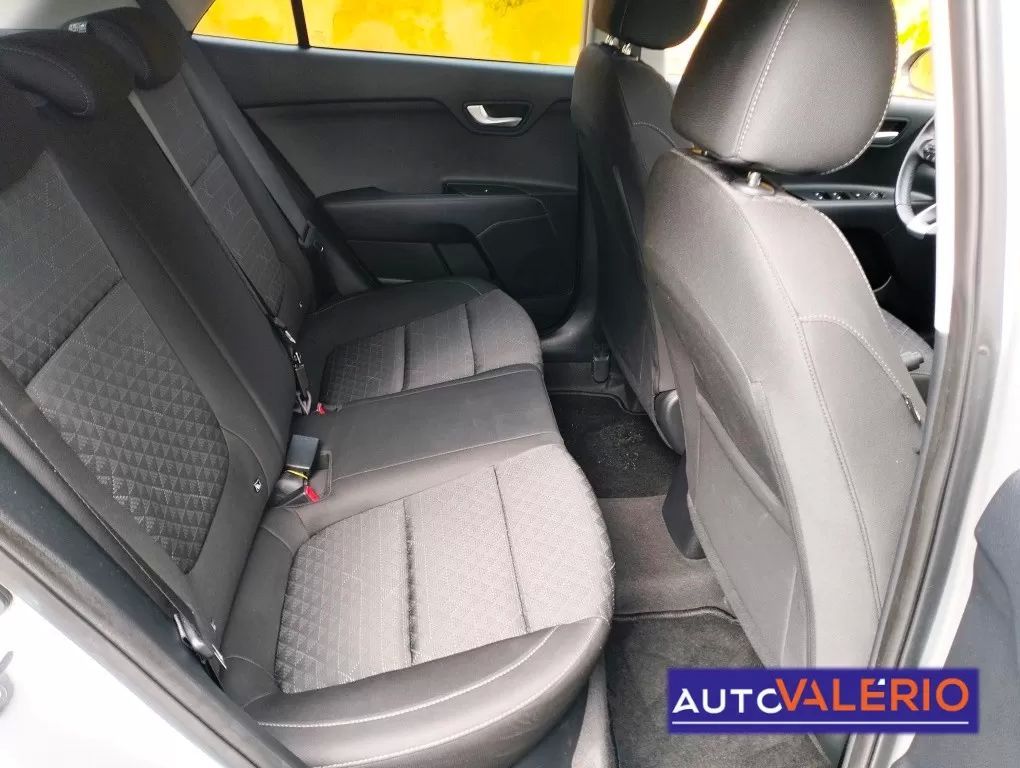 kia-rio-2021-gasolina-1197cc