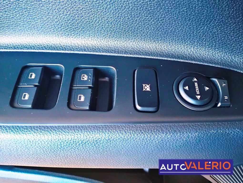 kia-stonic-2024-gasolina-1197cc