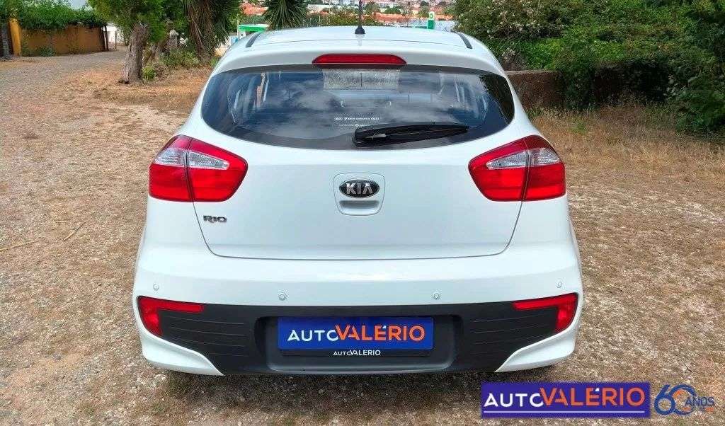 kia-rio-2016-gasolina-1248cc