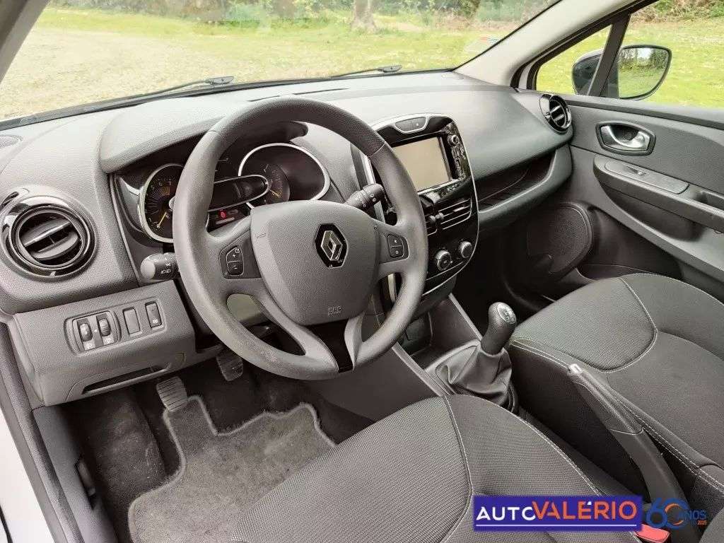 renault-clio-sport-tourer-2017-gasolina-898cc