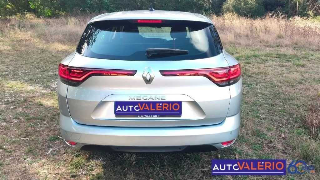 renault-megane-sport-tourer-2023-diesel-1461cc