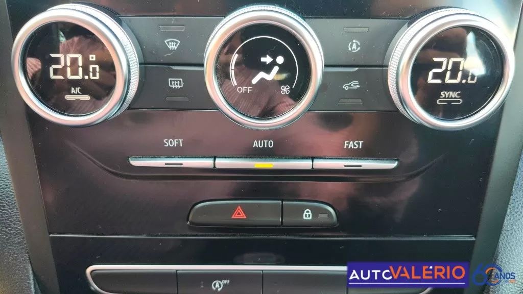 renault-megane-sport-tourer-2023-diesel-1461cc