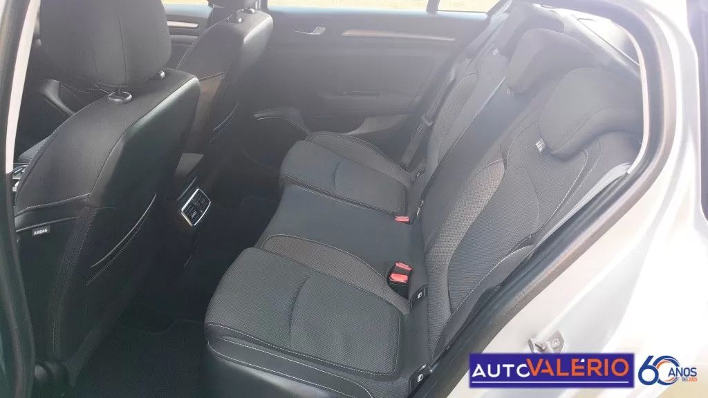 renault-megane-sport-tourer-2023-diesel-1461cc