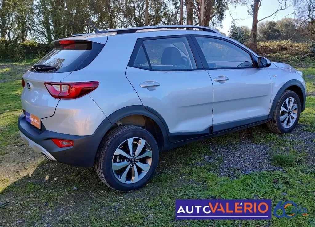 kia-stonic-2021-gasolina-1197cc