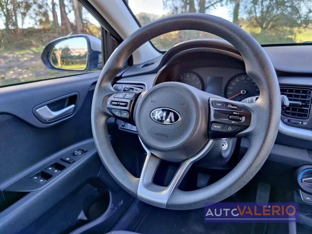 kia-stonic-2021-gasolina-1197cc