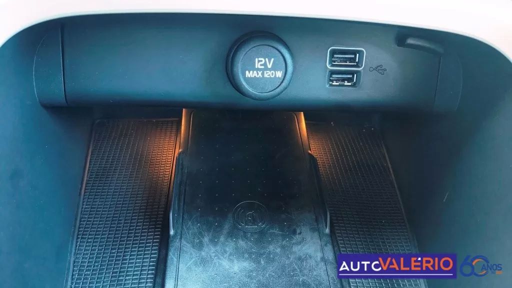 volvo-xc40-2022-hibrido-1477cc