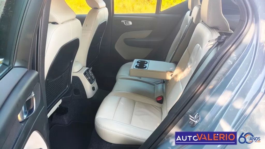 volvo-xc40-2022-hibrido-1477cc