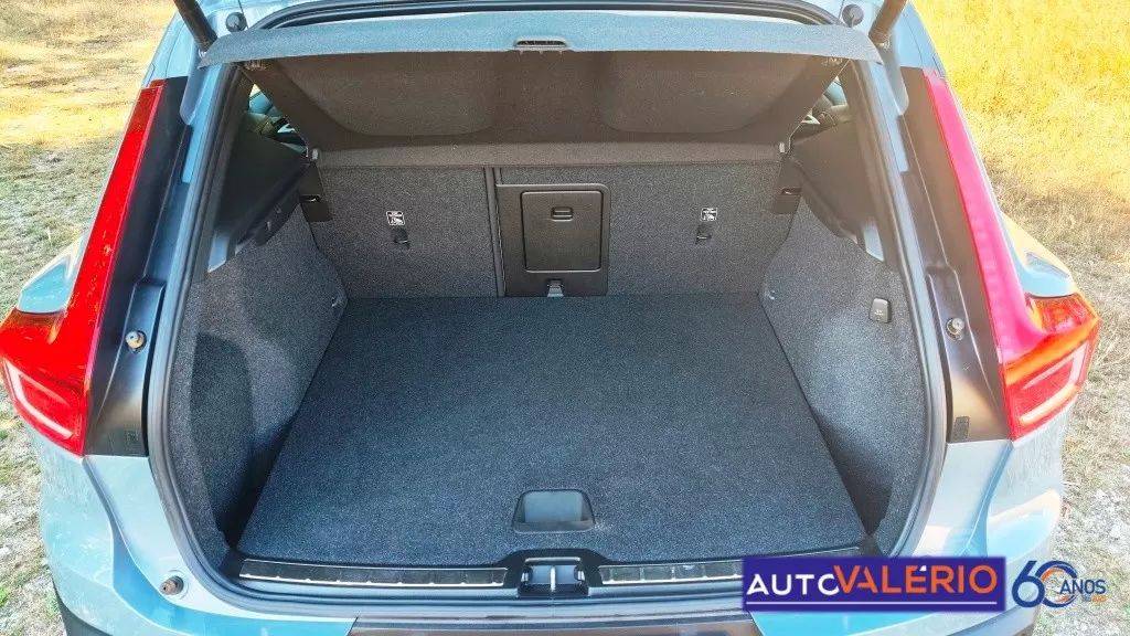 volvo-xc40-2022-hibrido-1477cc