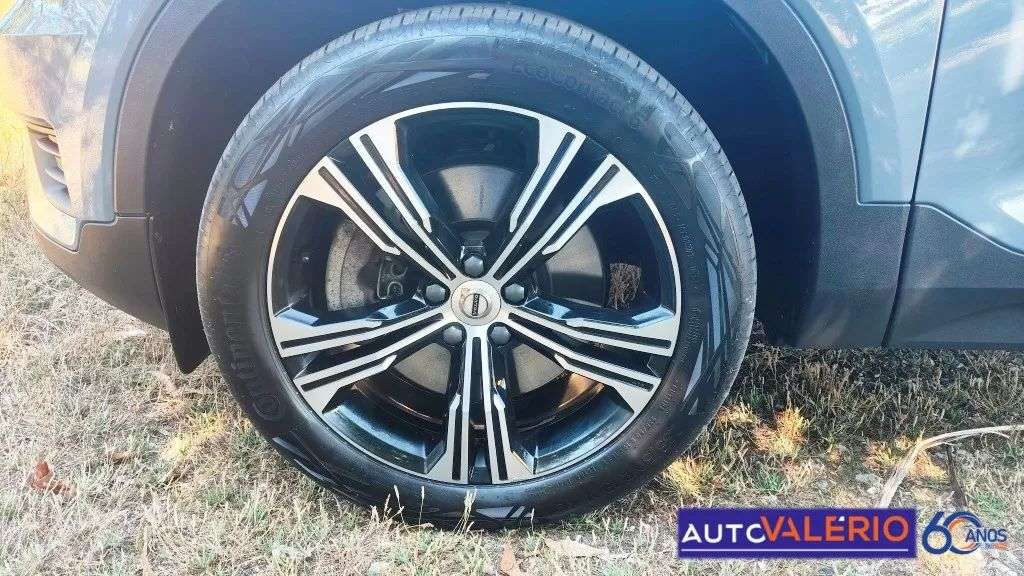 volvo-xc40-2022-hibrido-1477cc