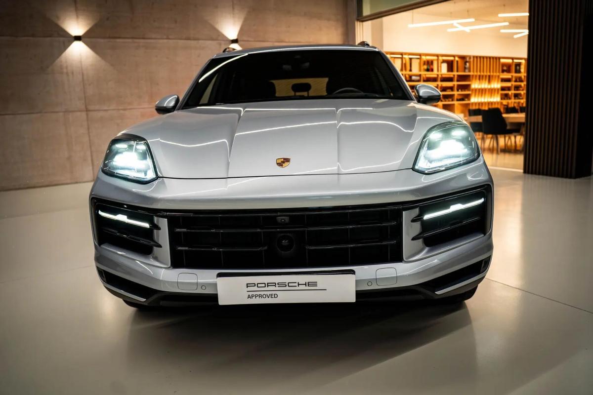 porsche-cayenne-2024-hibrido-a-gasolina-2995cc