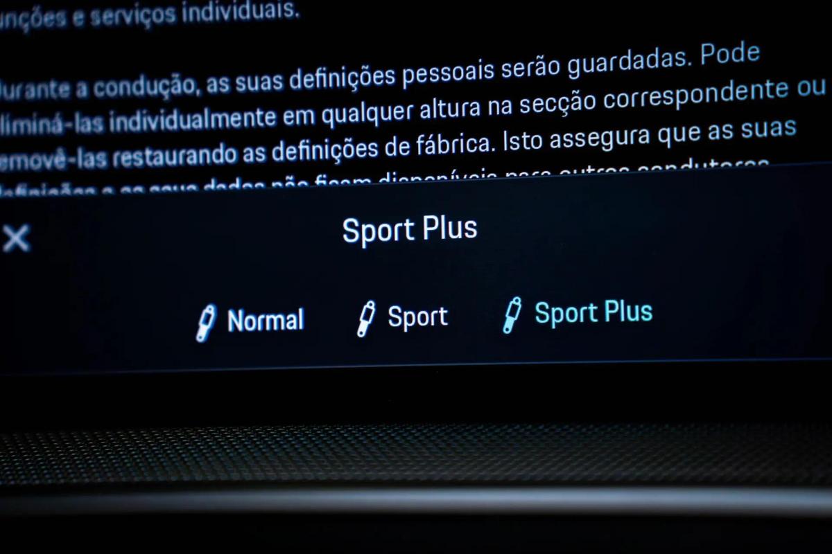 porsche-cayenne-2024-hibrido-a-gasolina-2995cc