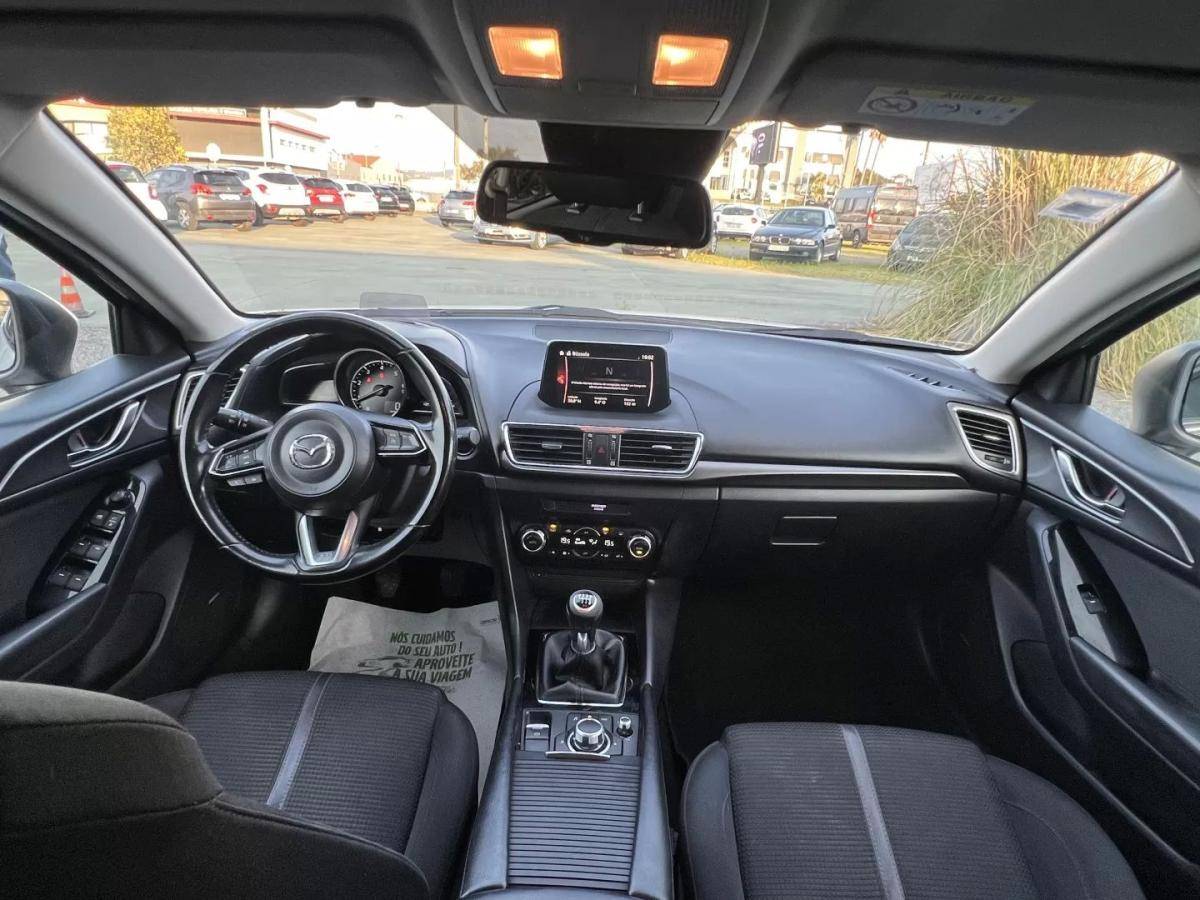 mazda-5-2017-diesel-1499cc