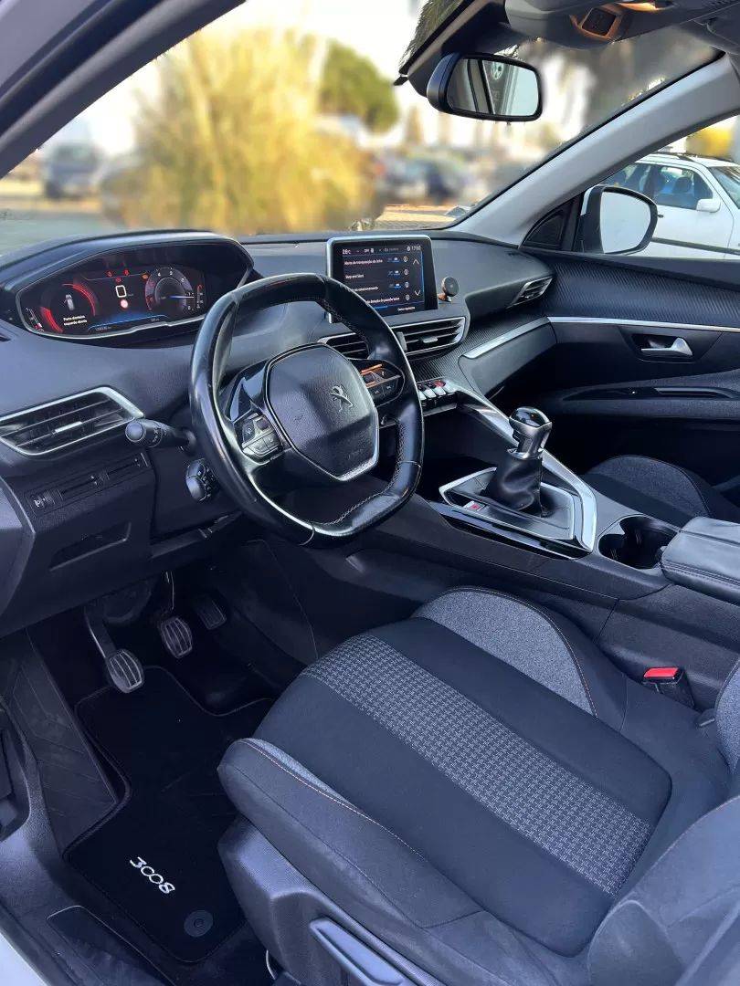 peugeot-3008-2018-diesel-1499cc