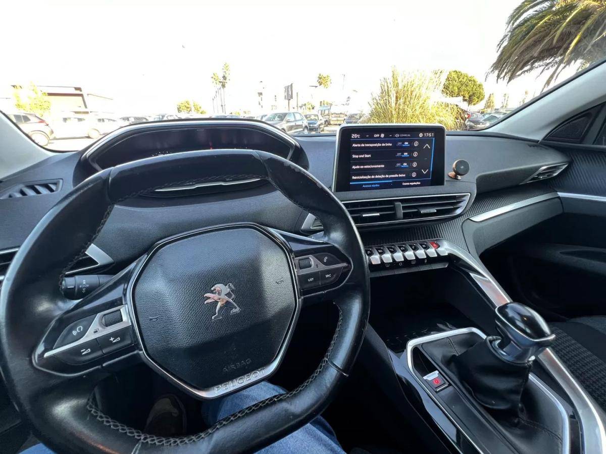 peugeot-3008-2018-diesel-1499cc