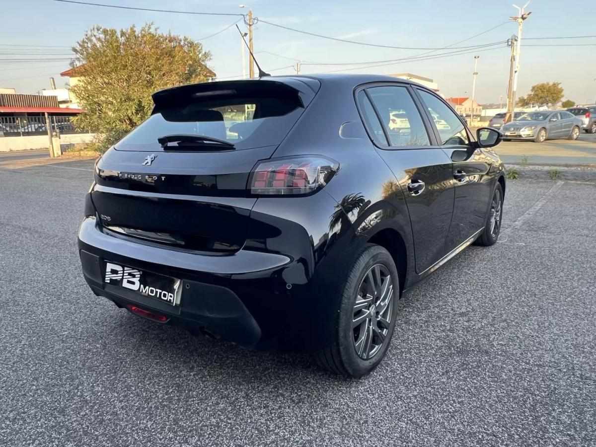 peugeot-208-2022-diesel-1499cc
