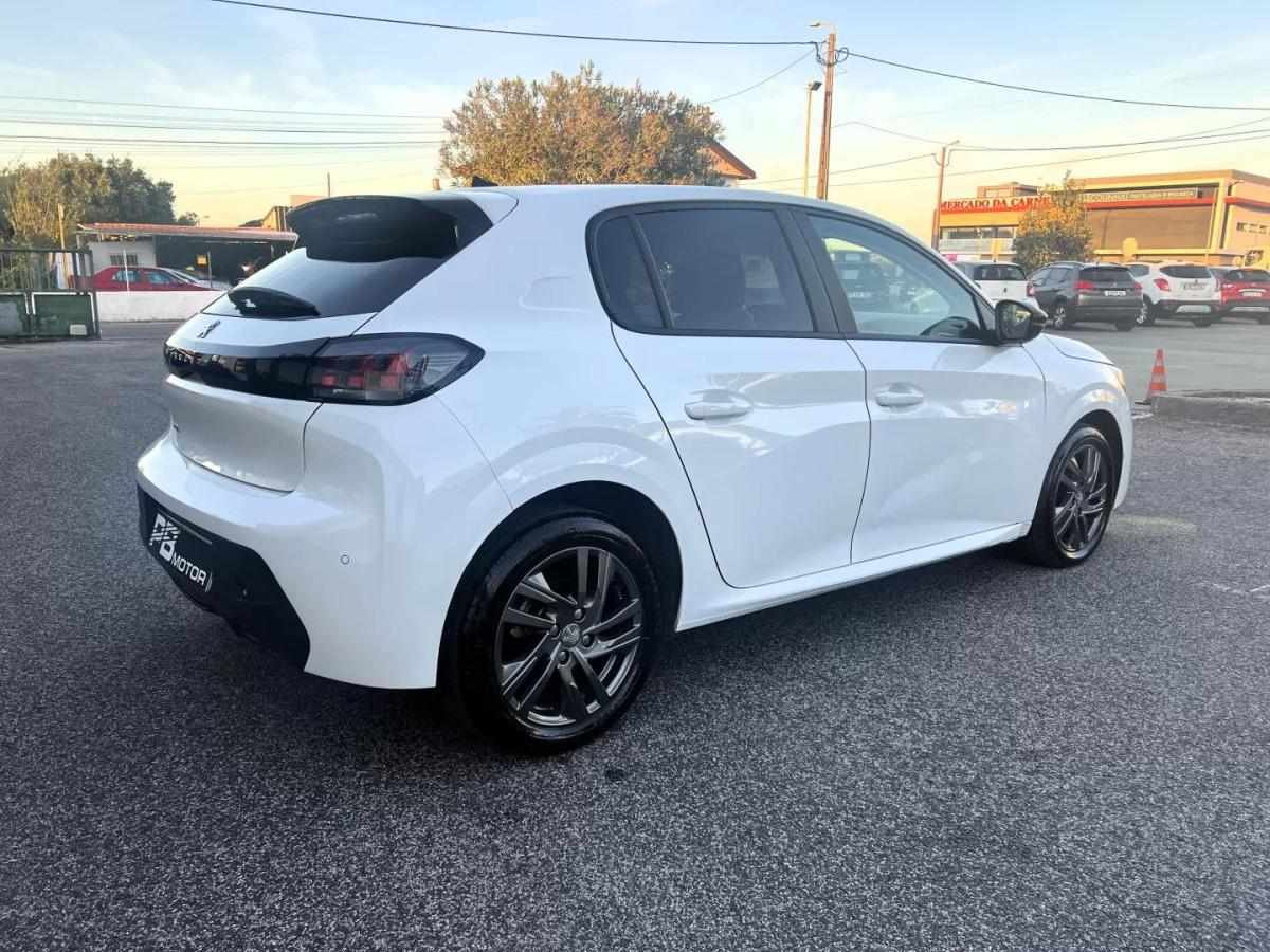 peugeot-208-2022-diesel-1499cc