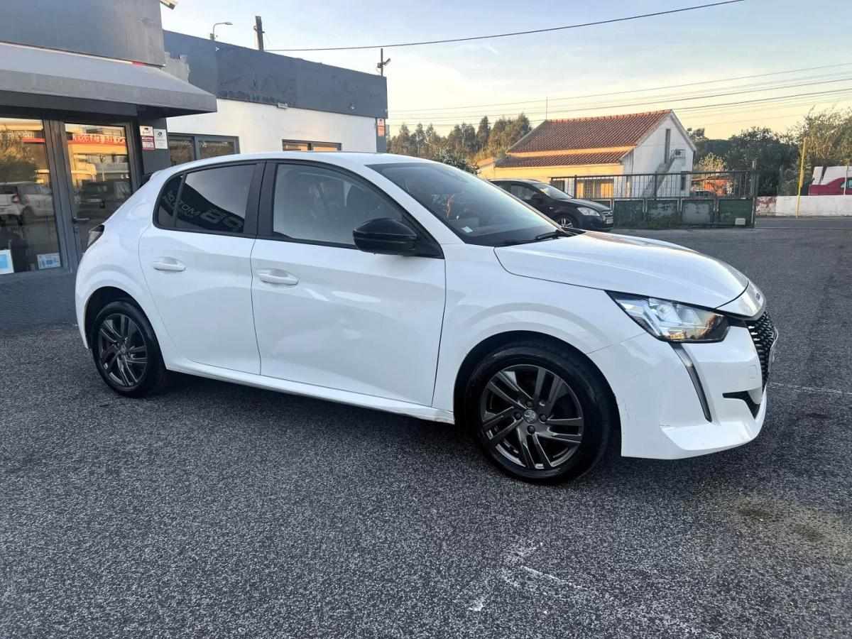 peugeot-208-2022-diesel-1499cc