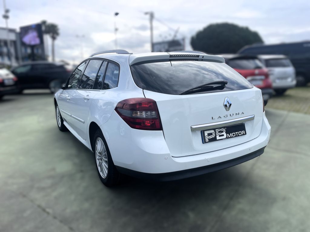 renault-laguna-break-2012-diesel-1461cc