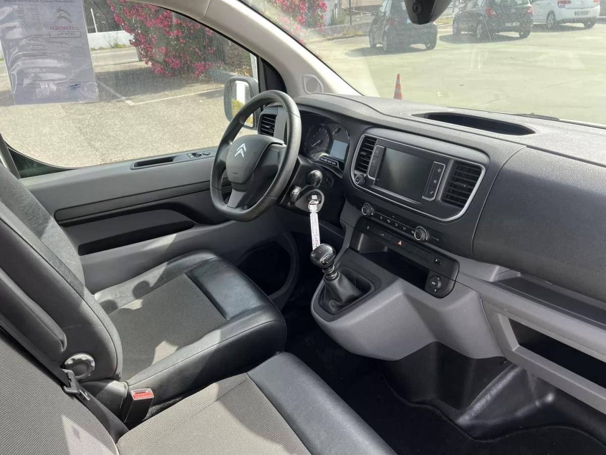 citroen-jumpy-2021-diesel-1499cc