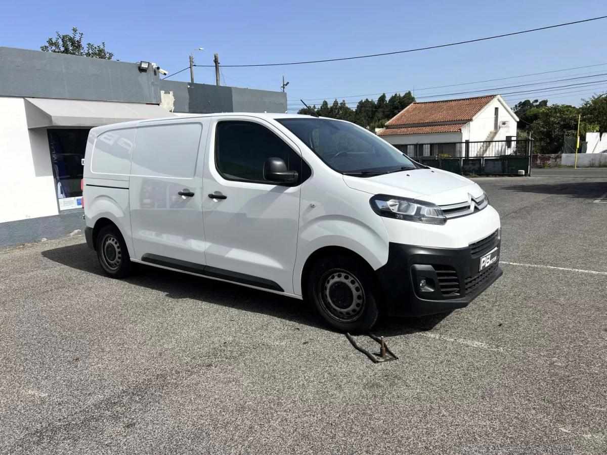 citroen-jumpy-2021-diesel-1499cc