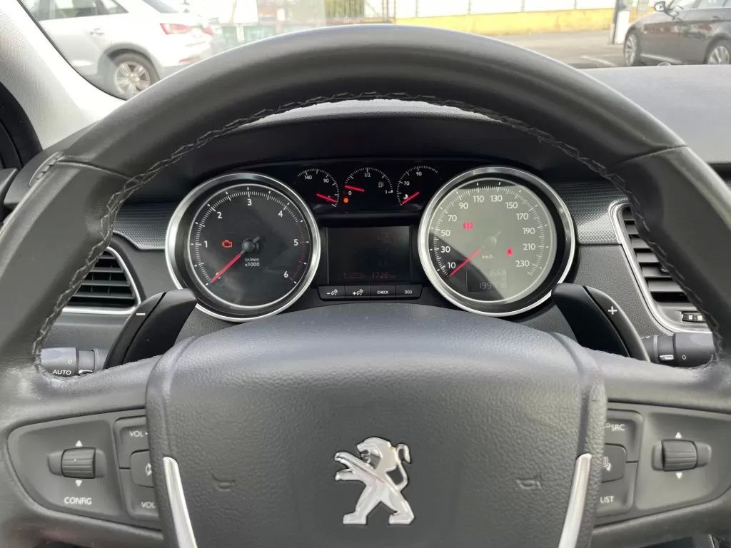 peugeot-508-sw-2013-diesel-1560cc