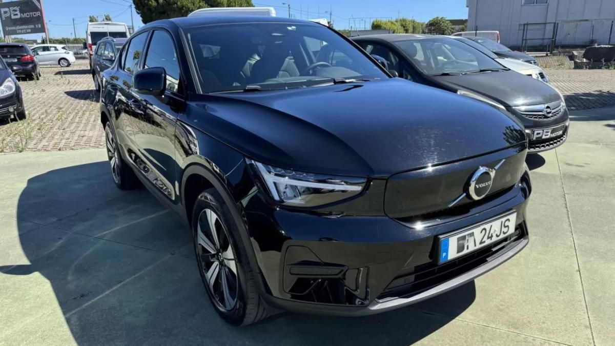 volvo-c40-2023-eletrico-200cc