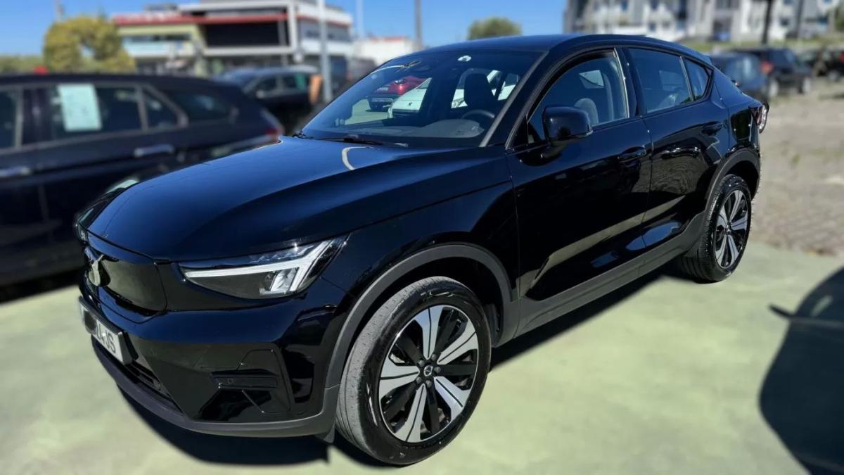 volvo-c40-2023-eletrico-200cc