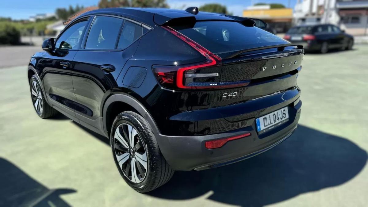 volvo-c40-2023-eletrico-200cc