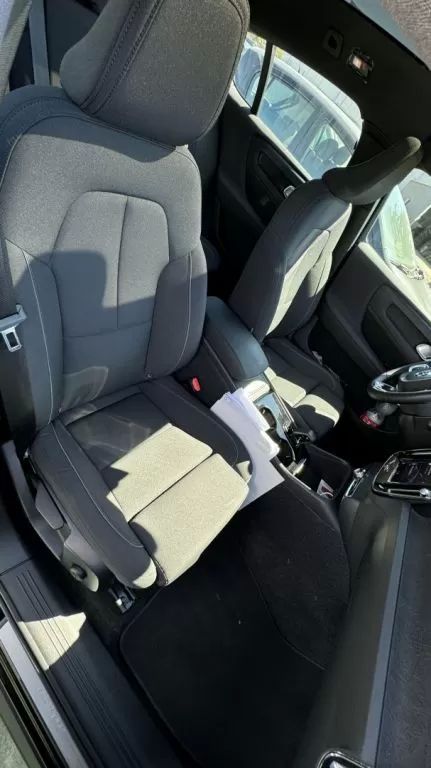 volvo-c40-2023-eletrico-200cc