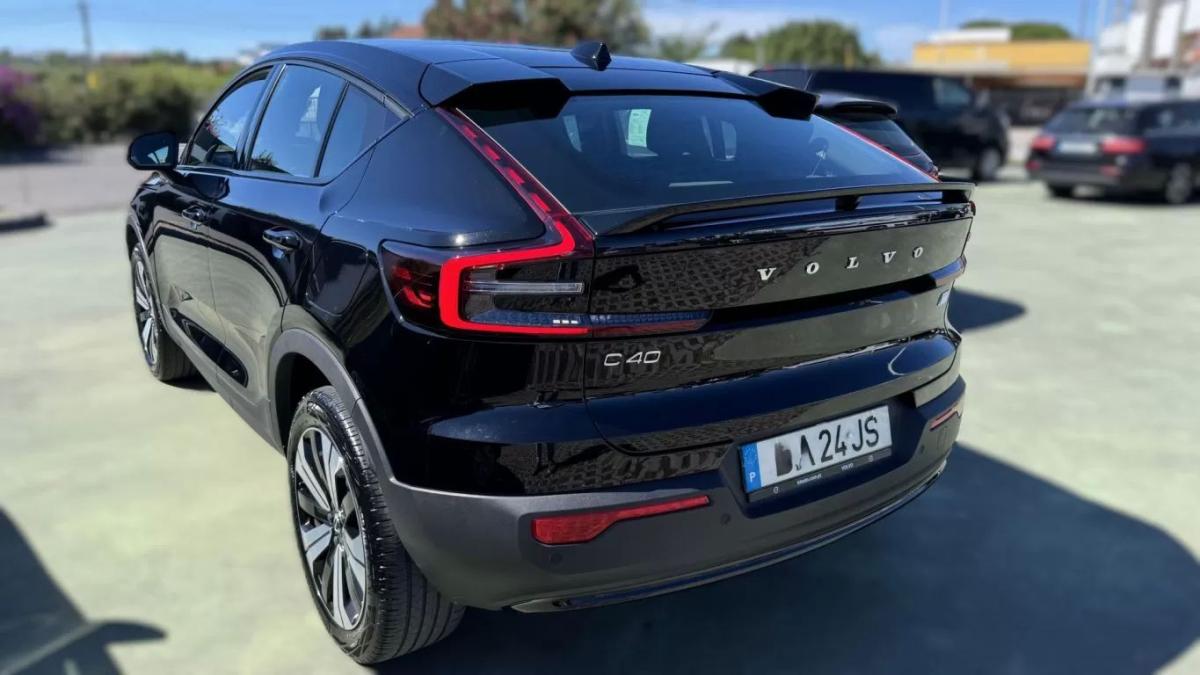 volvo-c40-2023-eletrico-200cc