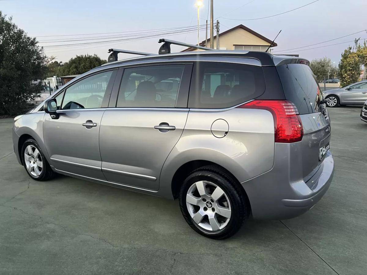 peugeot-5008-2014-diesel-1560cc