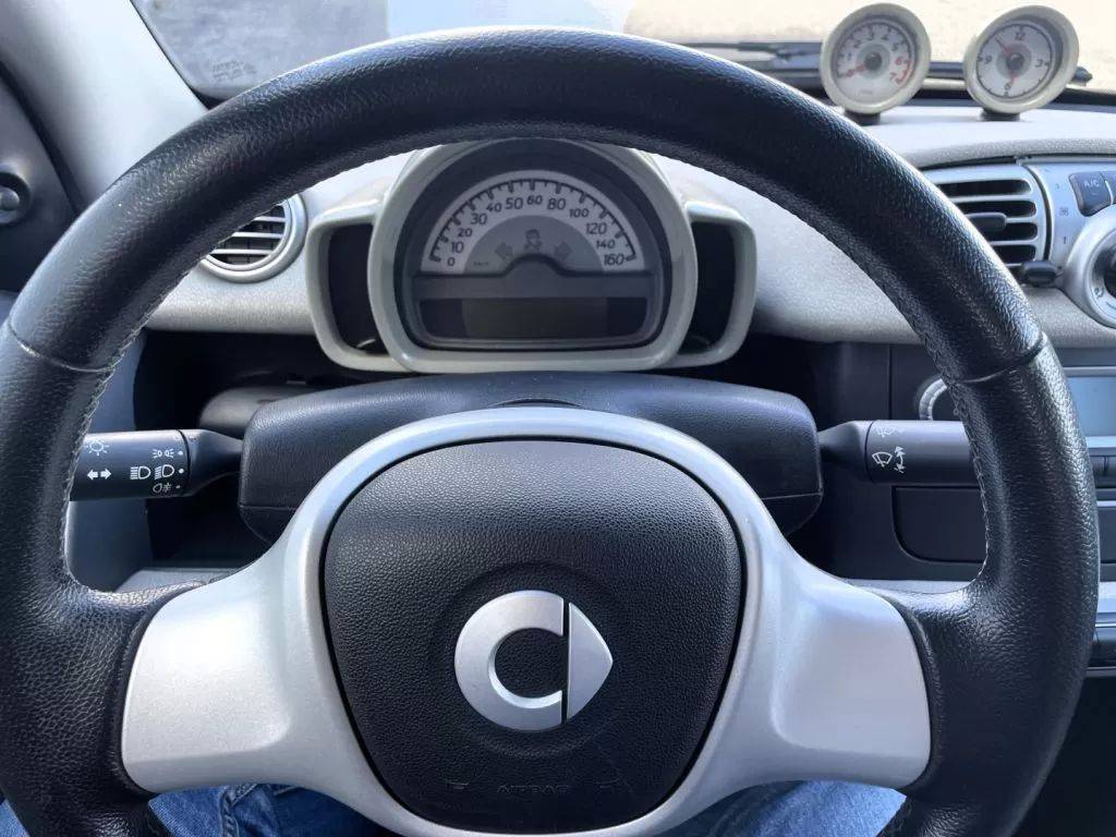 smart-fortwo-2011-gasolina-999cc