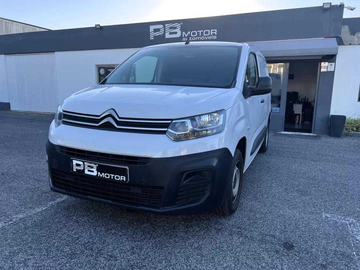 citroen-berlingo-2023-diesel-1499cc