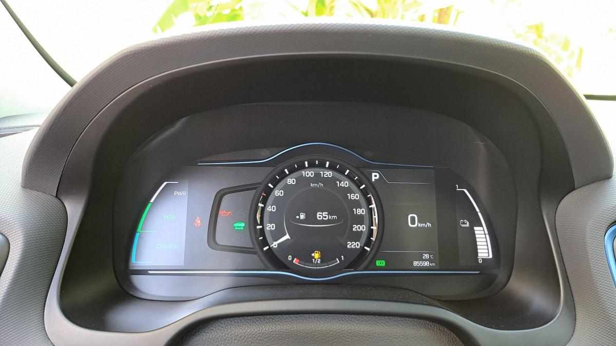 hyundai-ioniq-2017-hibrido-a-gasolina-1580cc