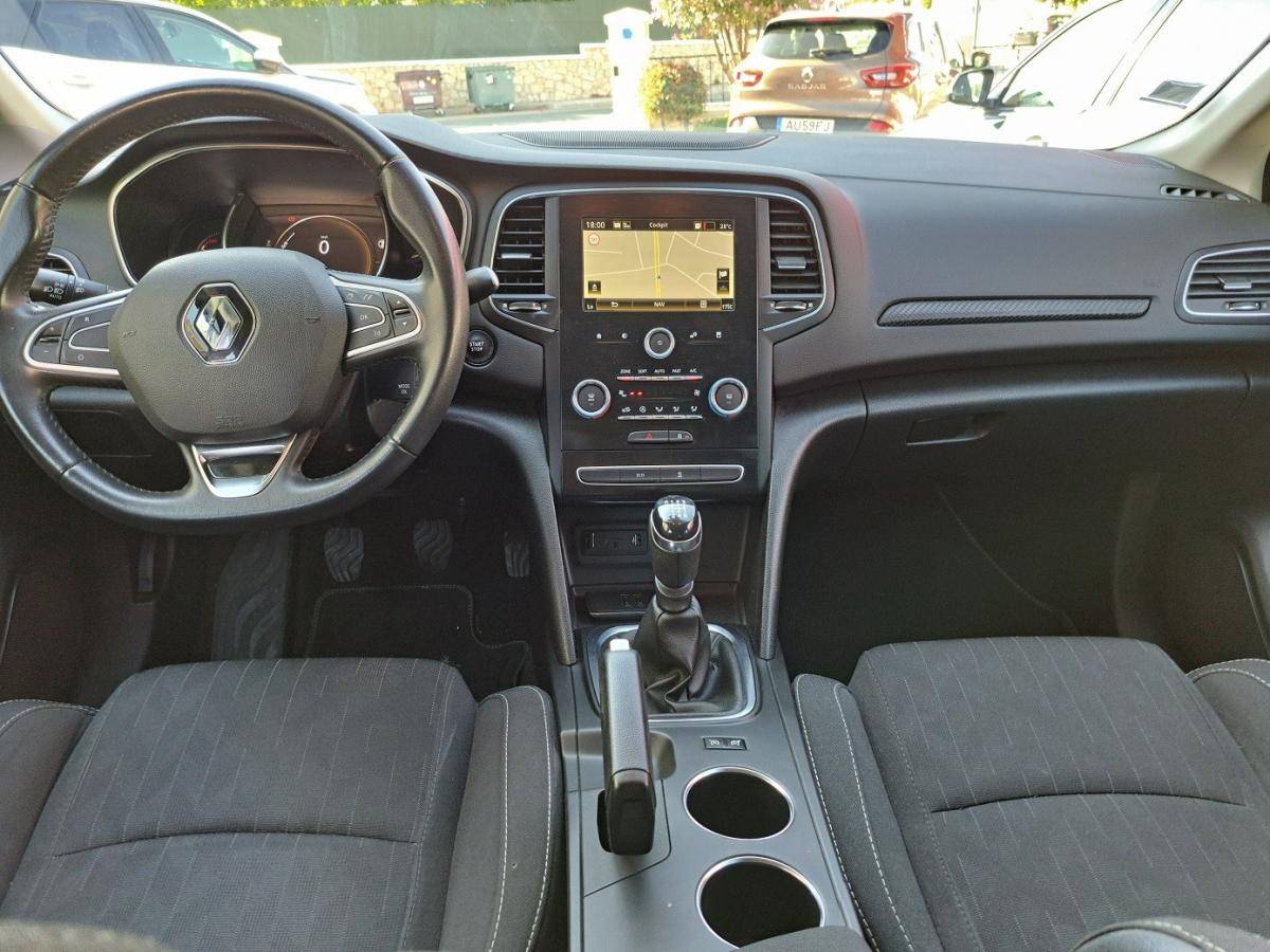 renault-megane-sport-tourer-2020-diesel-1461cc