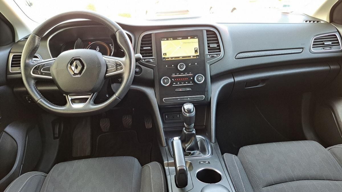 renault-megane-sport-tourer-2020-diesel-1461cc