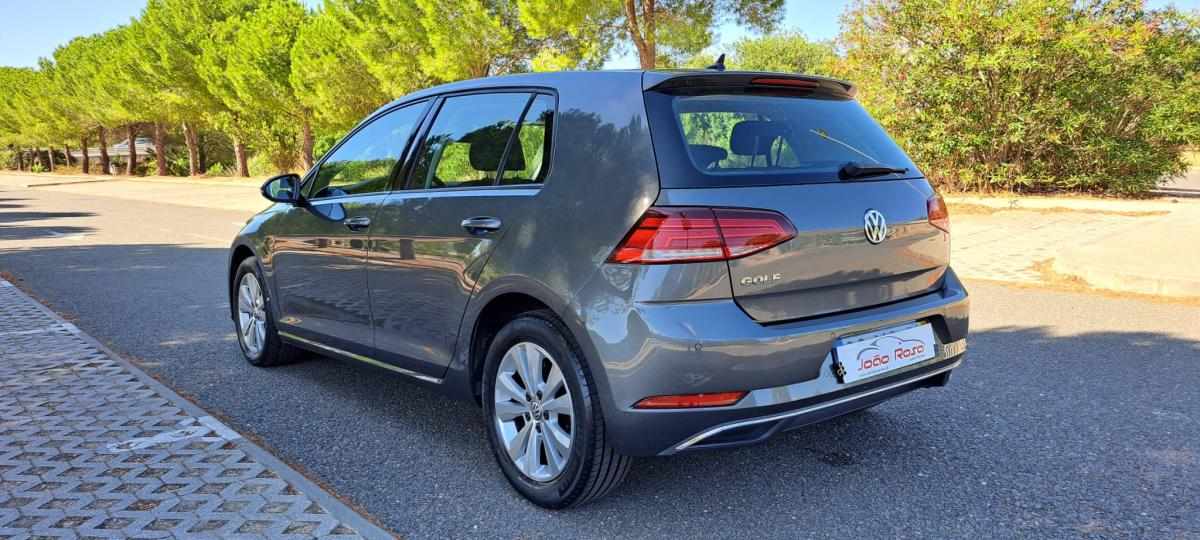 volkswagen-golf-1-6-tdi-bluemotion-2018-diesel-1598cc