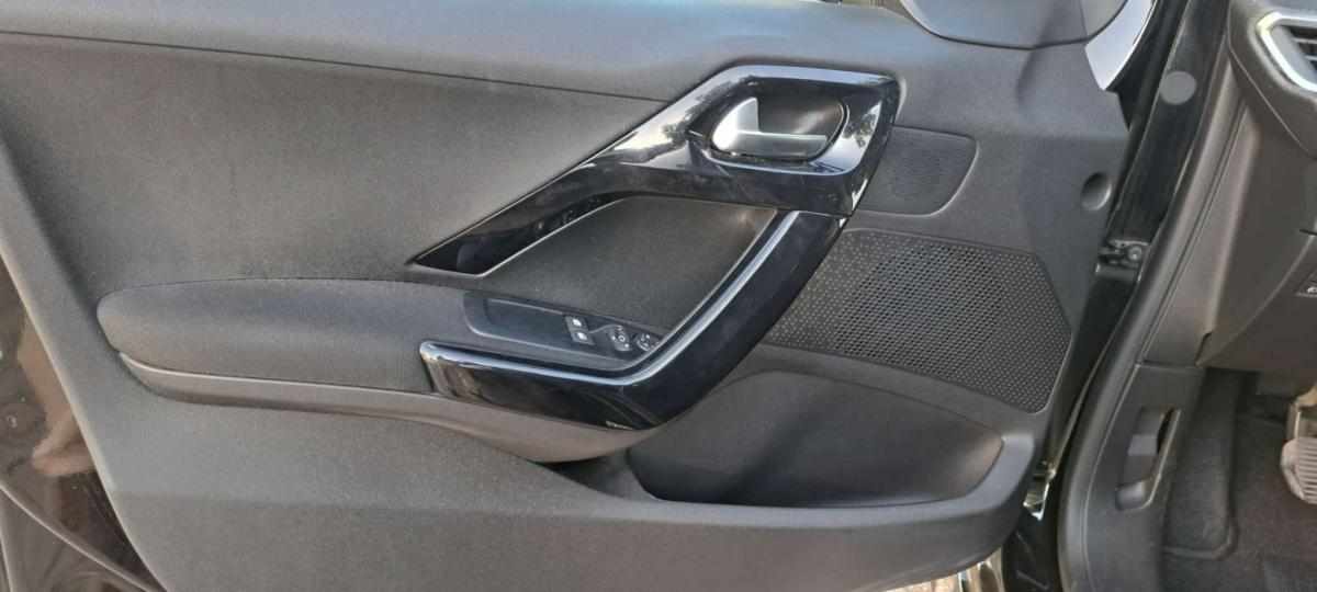 peugeot-208-1-2-vti-2019-gasolina-1199cc