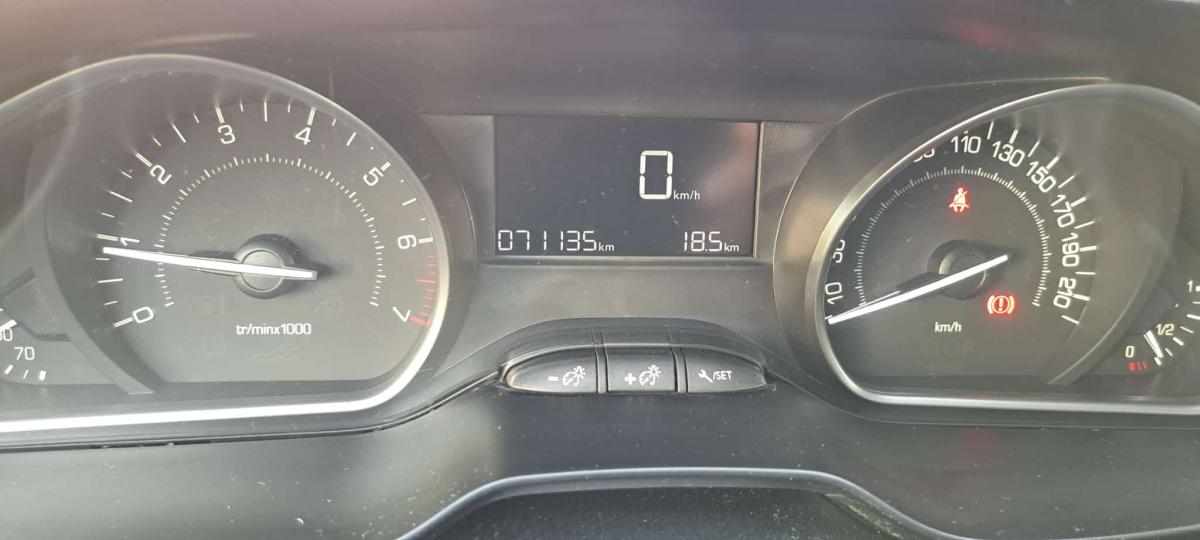 peugeot-208-1-2-vti-2019-gasolina-1199cc