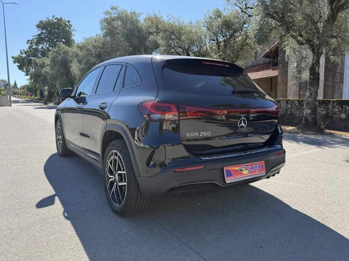 mercedes-benz-eqa-2022-eletrico-0cc