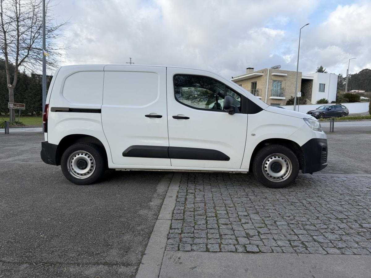citroen-berlingo-2020-diesel-1500cc