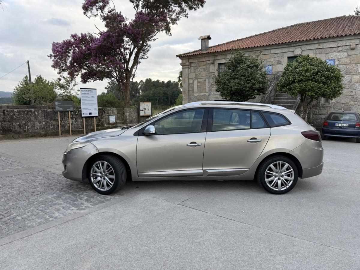 renault-megane-sport-tourer-2009-diesel-1461cc