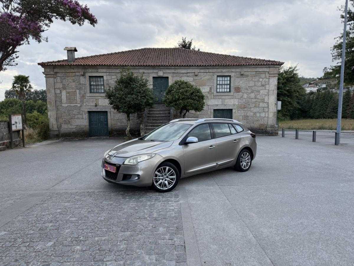 renault-megane-sport-tourer-2009-diesel-1461cc