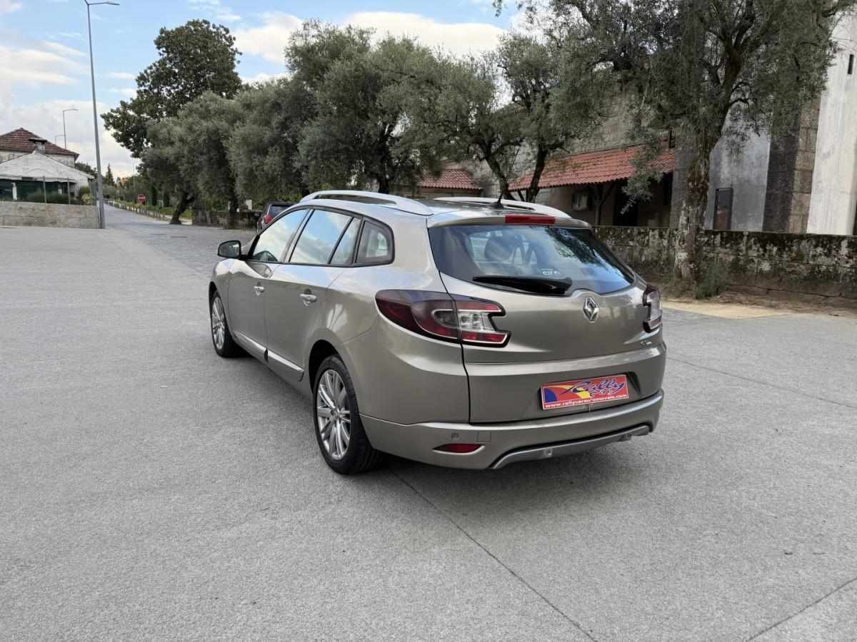 renault-megane-sport-tourer-2009-diesel-1461cc