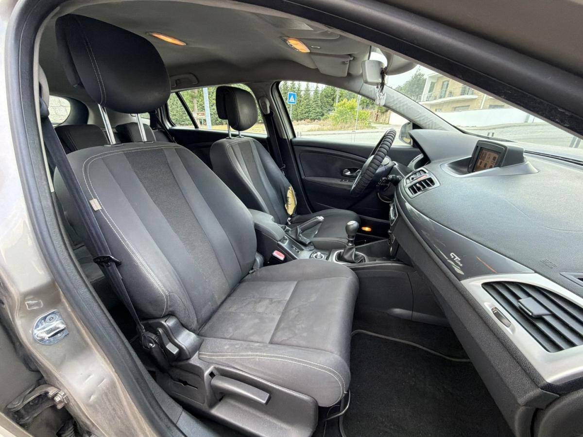 renault-megane-sport-tourer-2009-diesel-1461cc