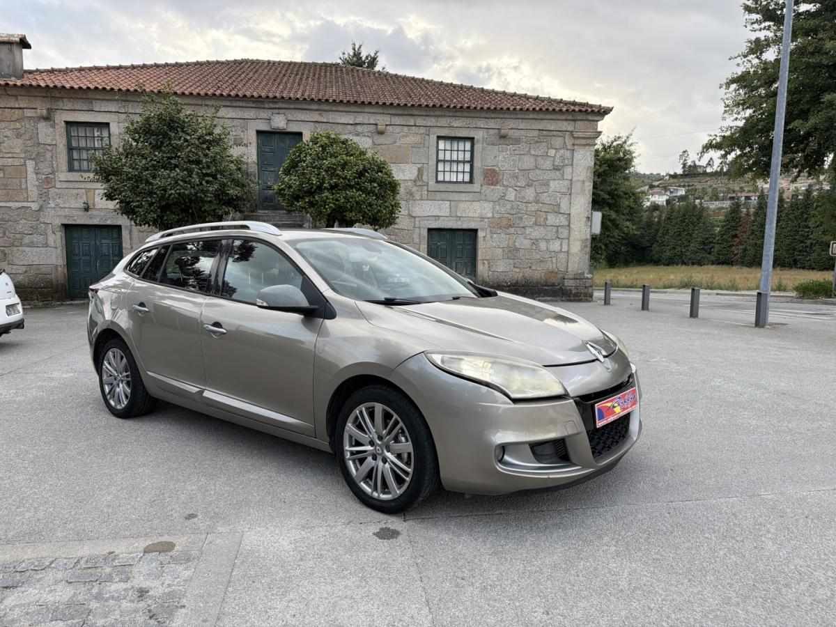 renault-megane-sport-tourer-2009-diesel-1461cc
